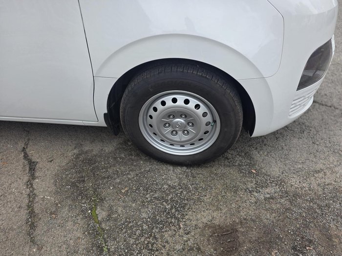 2023 Hyundai STARIA LOAD