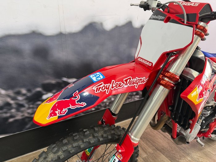 2022 GASGAS MC 450F TROY LEE DESIGNS RED