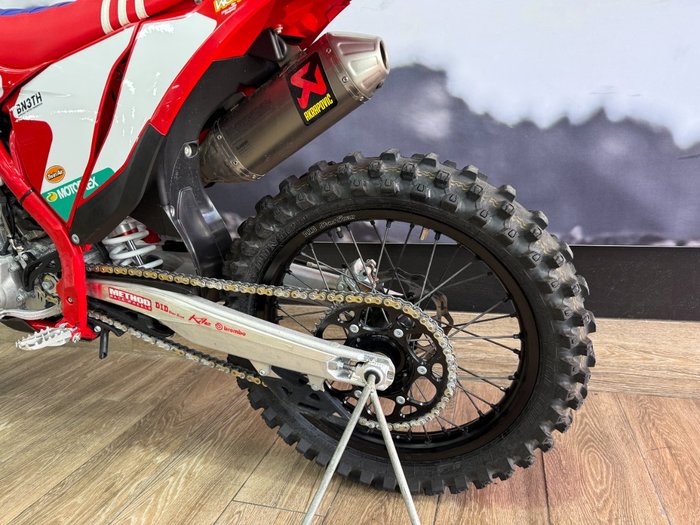 2022 GASGAS MC 450F TROY LEE DESIGNS RED