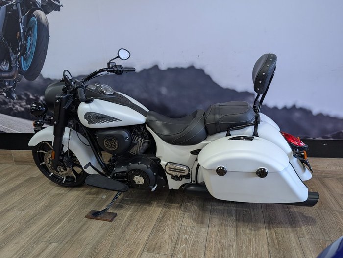 2019 INDIAN SPRINGFIELD DARK HORSE WHITE WHITE