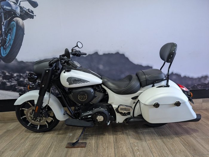 2019 INDIAN SPRINGFIELD DARK HORSE WHITE WHITE