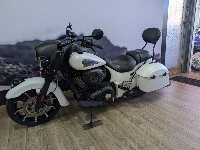 2019 INDIAN SPRINGFIELD DARK HORSE WHITE WHITE