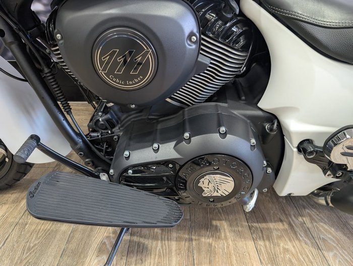 2019 INDIAN SPRINGFIELD DARK HORSE WHITE WHITE