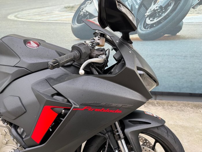 2017 Honda CBR1000RR (FIREBLADE) ABS Black