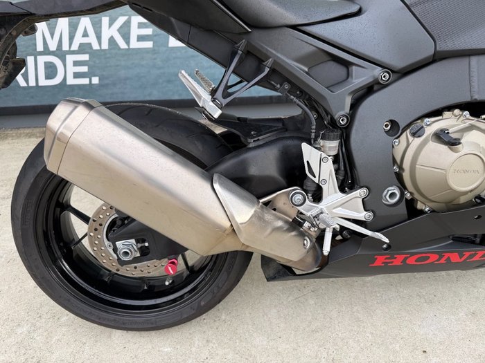 2017 Honda CBR1000RR (FIREBLADE) ABS Black