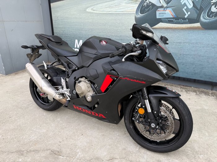 2017 Honda CBR1000RR (FIREBLADE) ABS Black