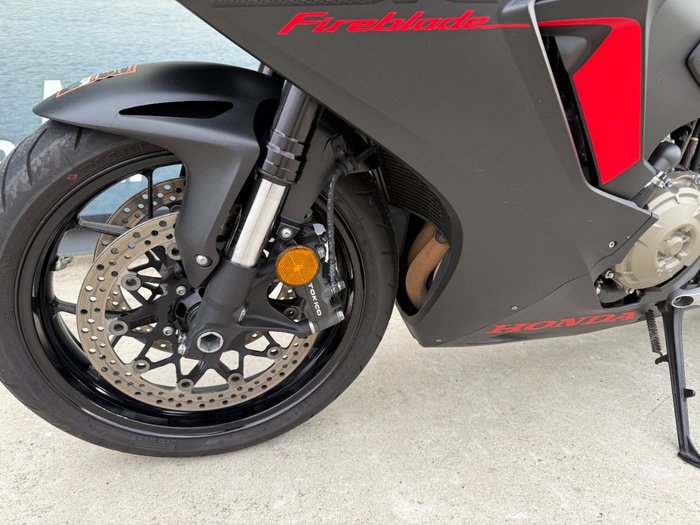 2017 Honda CBR1000RR (FIREBLADE) ABS Black