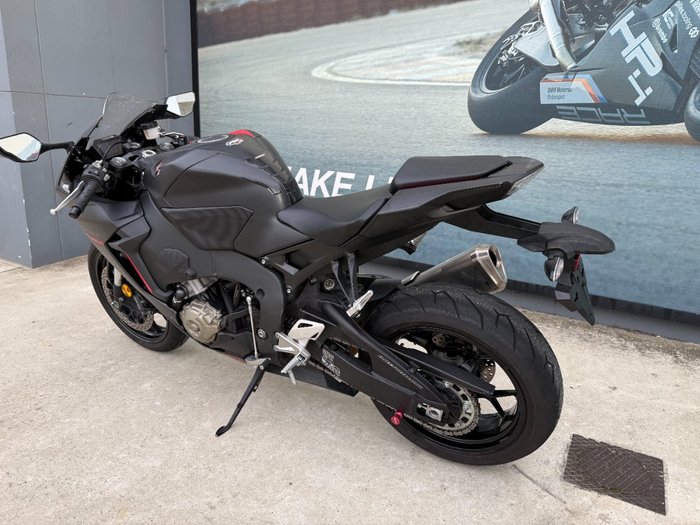 2017 Honda CBR1000RR (FIREBLADE) ABS Black