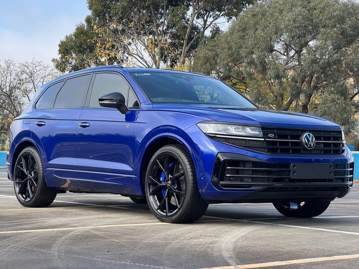 2026 Volkswagen Touareg R