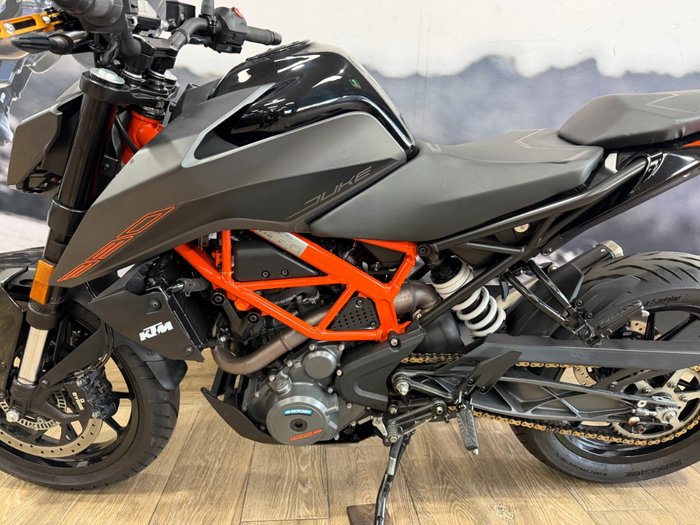 2023 Ktm 390 DUKE Black