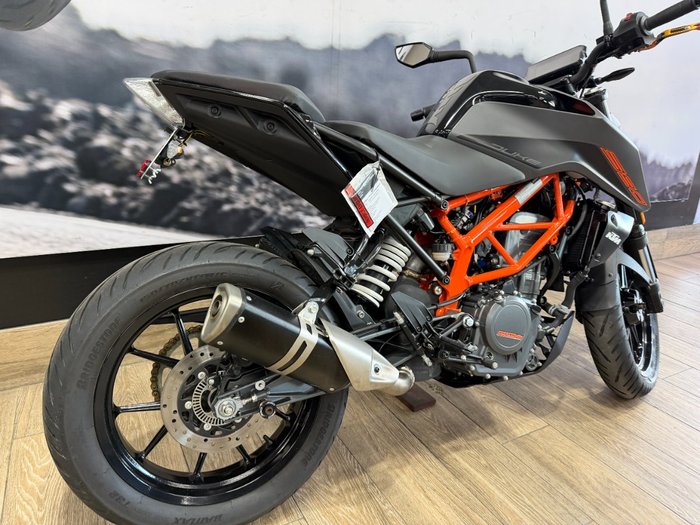 2023 Ktm 390 DUKE Black
