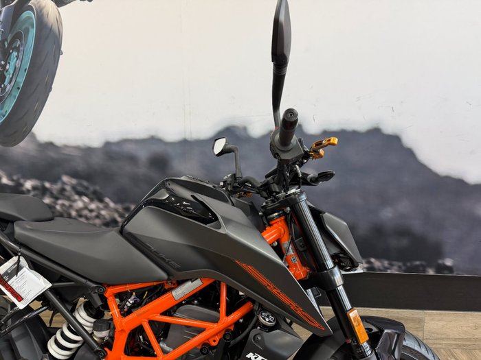 2023 Ktm 390 DUKE Black