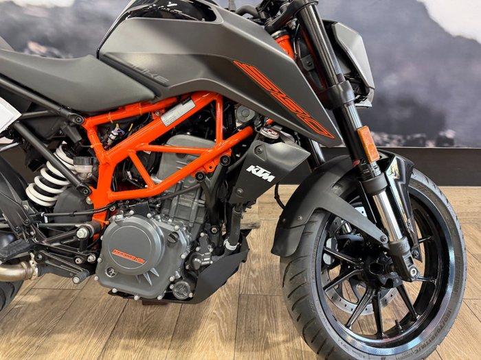 2023 Ktm 390 DUKE Black