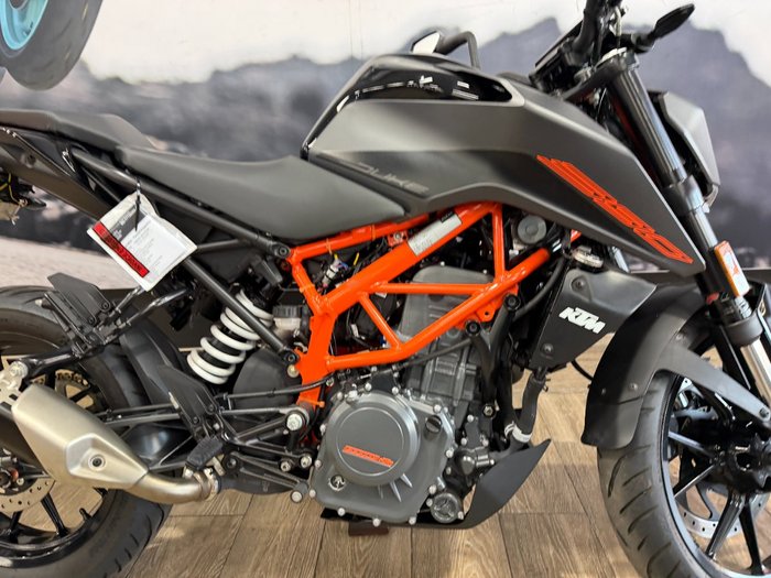 2023 Ktm 390 DUKE Black