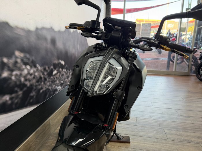 2023 Ktm 390 DUKE Black