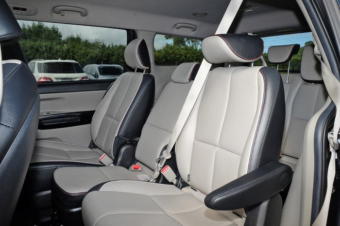 2020 Kia Carnival SLi
