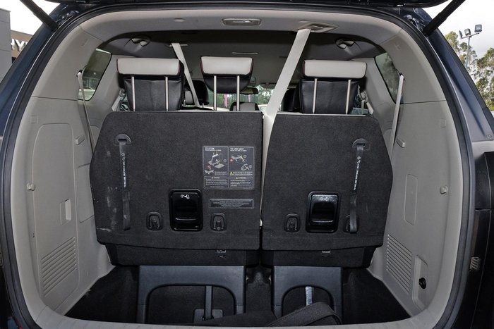 2020 Kia Carnival SLi