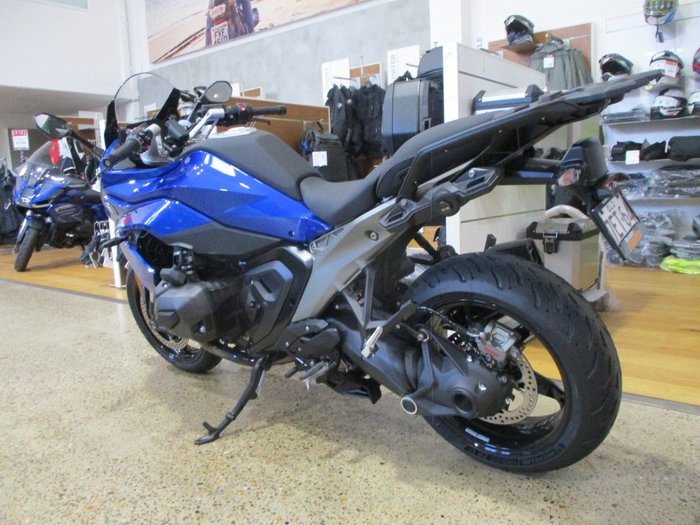 2026 BMW Motorrad R 1300 RS RACINGBLUE METALLIC