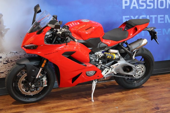 2025 Ducati 2025 Ducati 890CC PANIGALE V2 Red