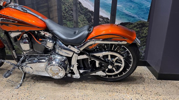 2014 Harley-Davidson CVO Breakout (FXSBSE) CVO Orange