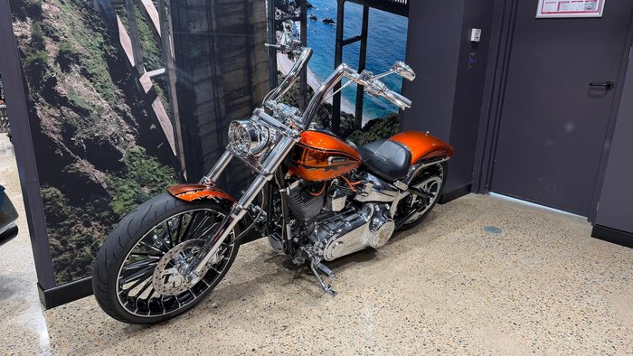 2014 Harley-Davidson CVO Breakout (FXSBSE) CVO Orange