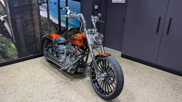2014 Harley-Davidson CVO Breakout (FXSBSE) CVO Orange