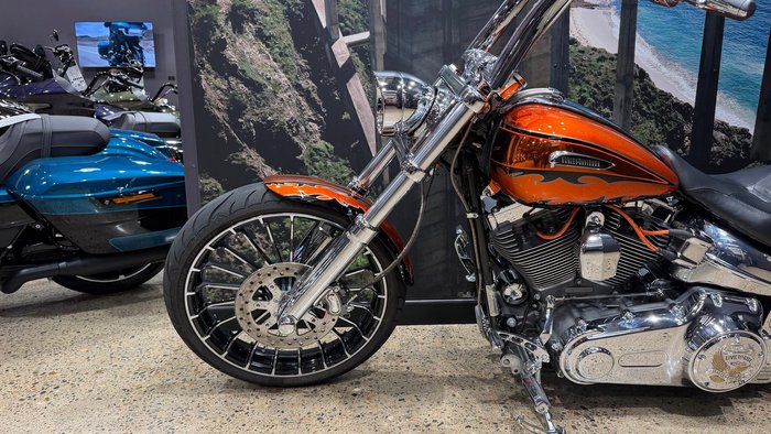 2014 Harley-Davidson CVO Breakout (FXSBSE) CVO Orange