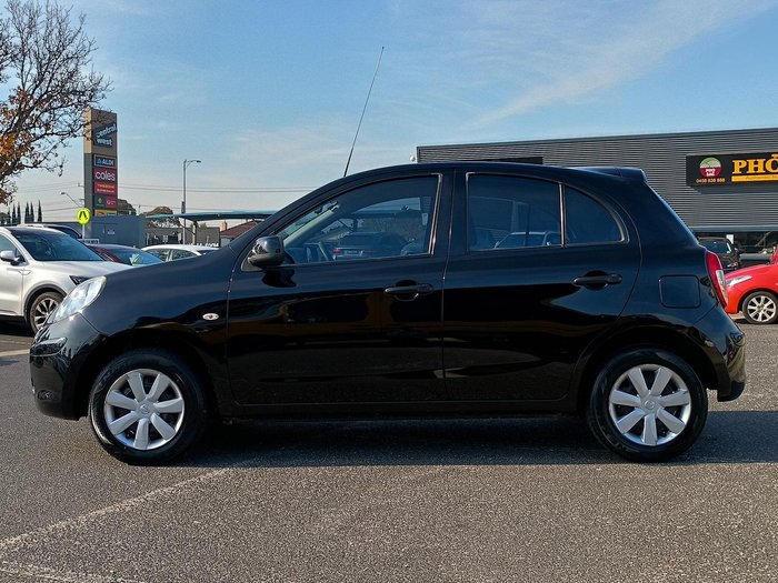 2010 Nissan Micra ST