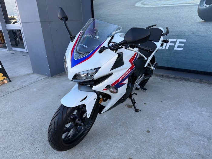 2013 Honda CBR500R White