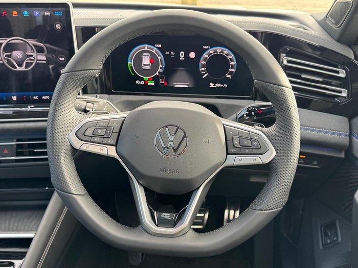 2026 Volkswagen Tiguan 200TSI eHybrid R-Line