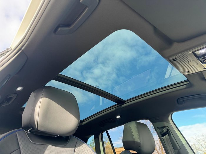 2026 Volkswagen Tiguan 200TSI eHybrid R-Line