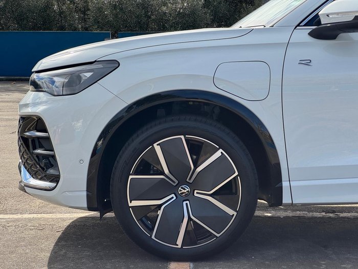 2026 Volkswagen Tiguan 200TSI eHybrid R-Line