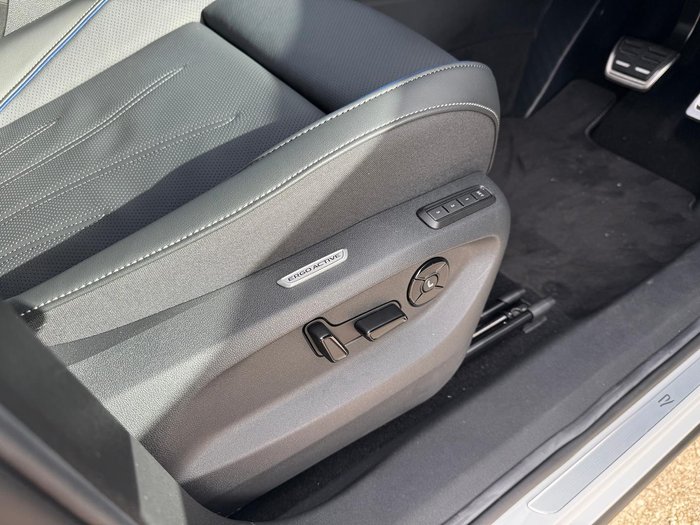 2026 Volkswagen Tiguan 200TSI eHybrid R-Line