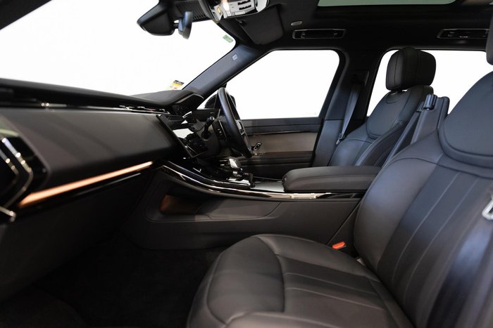 2025 Land Rover Range Rover Sport D300 Dynamic SE