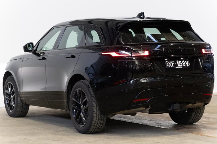 2025 Land Rover Range Rover Velar P250 Dynamic SE