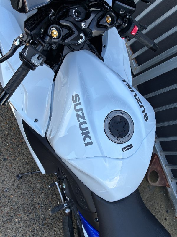 2024 Suzuki GSX1300RR (HAYABUSA) WHITE