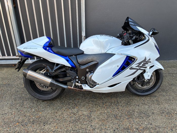 Suzuki GSX1300RR (HAYABUSA)