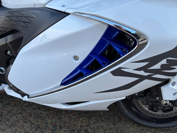2024 Suzuki GSX1300RR (HAYABUSA) WHITE