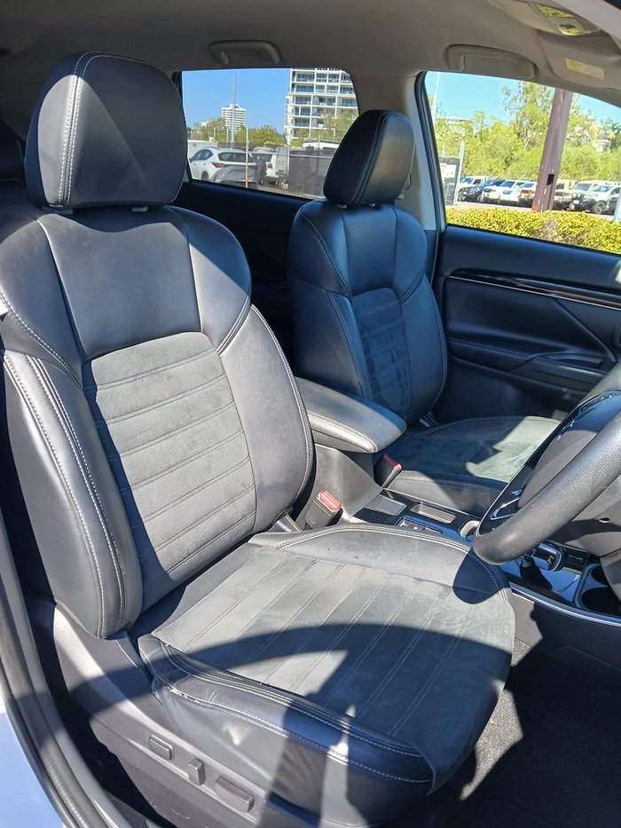 2020 Mitsubishi Outlander LS
