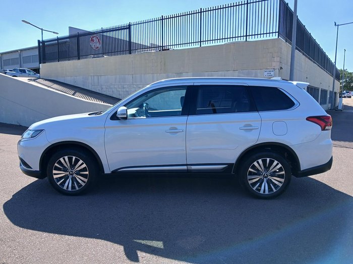 2020 Mitsubishi Outlander LS