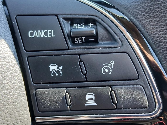 2020 Mitsubishi Outlander LS