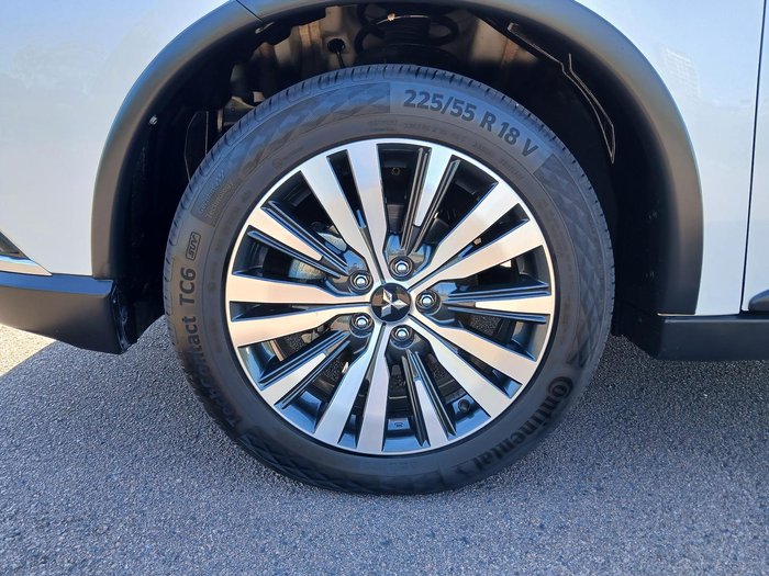 2020 Mitsubishi Outlander LS