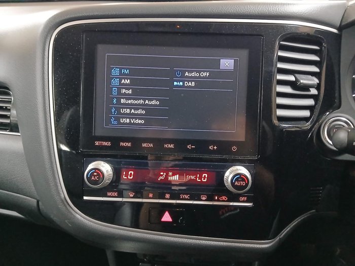2020 Mitsubishi Outlander LS