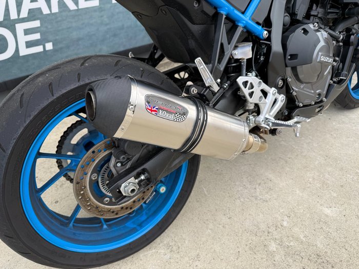 2023 Suzuki GSX-8S Blue