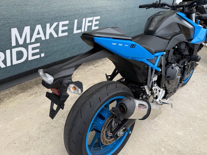 2023 Suzuki GSX-8S Blue