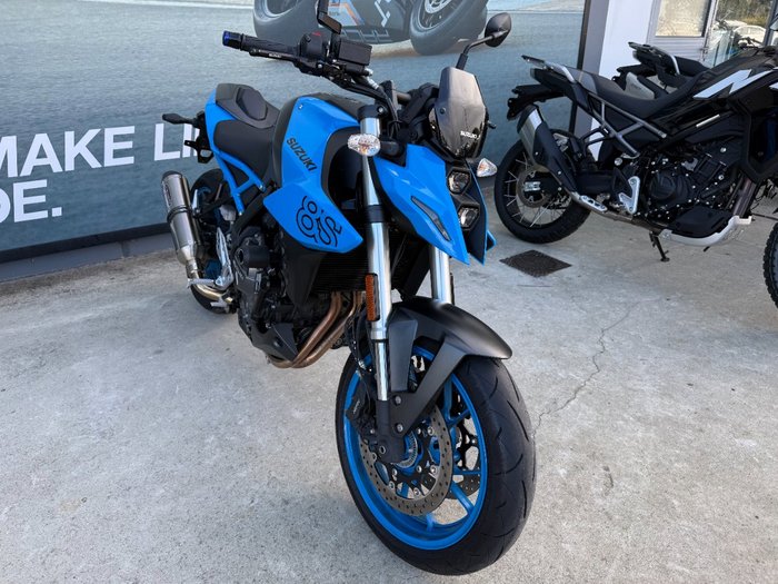 2023 Suzuki GSX-8S Blue