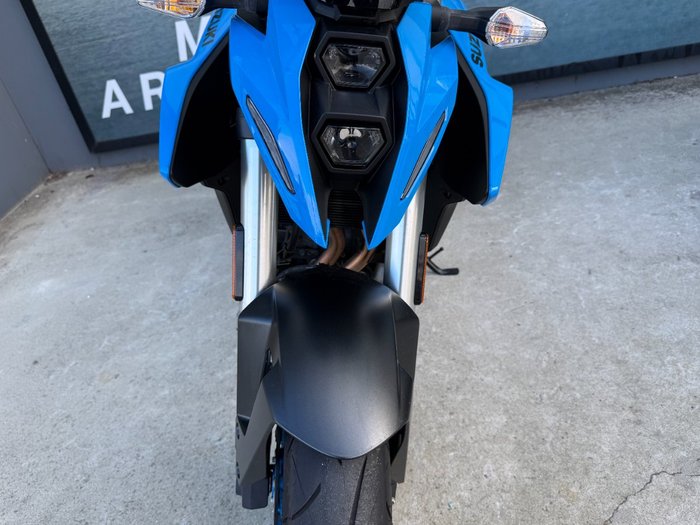 2023 Suzuki GSX-8S Blue