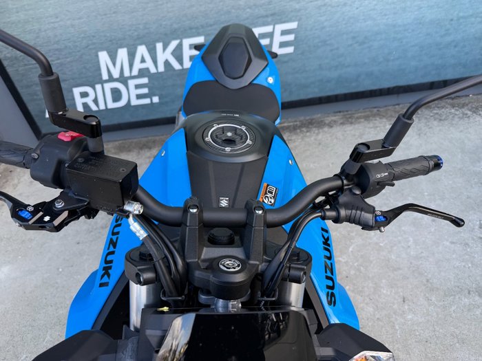 2023 Suzuki GSX-8S Blue