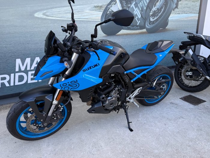 2023 Suzuki GSX-8S Blue