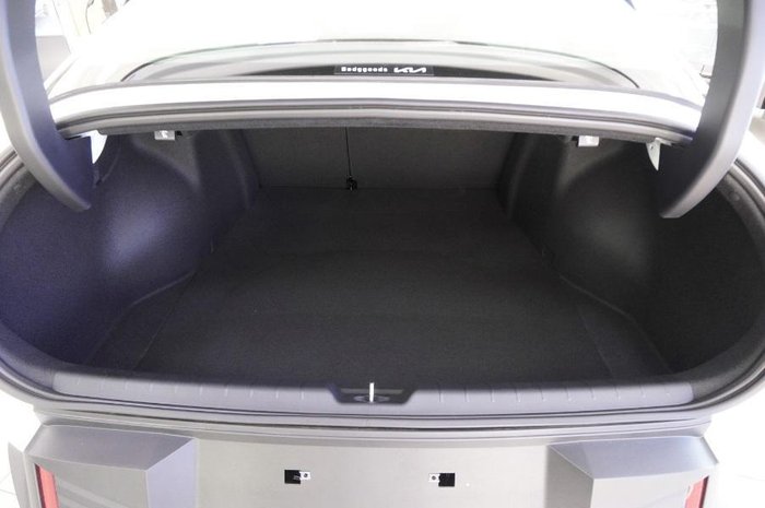 2025 Kia EV4 Air Standard Range